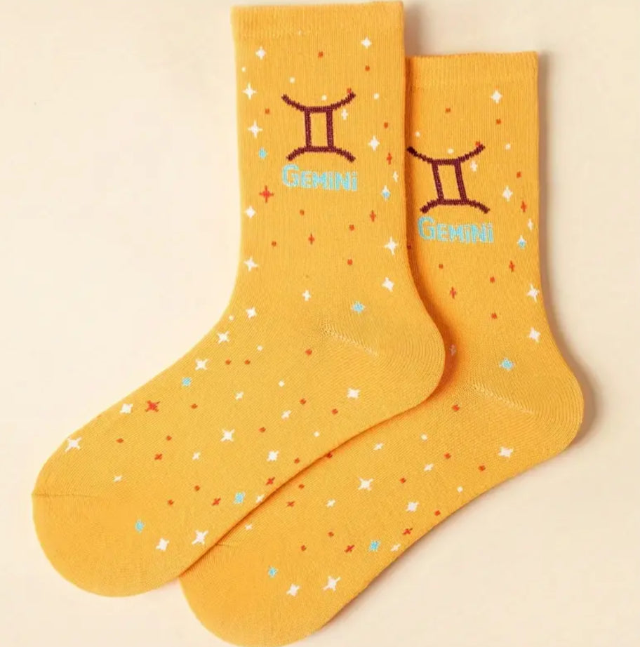 Cozy & Coloful 12 Pair Zodiac Sign Socks